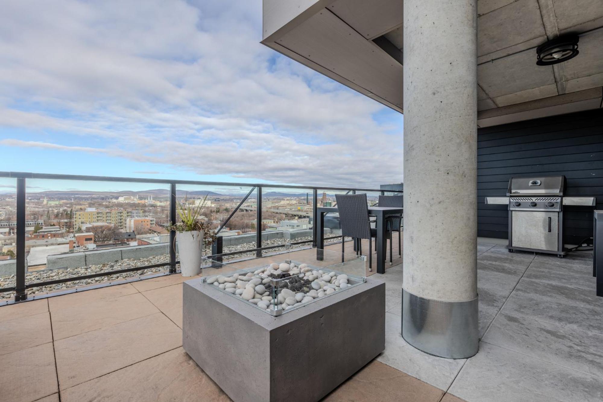 L'horizon Urbain, Centre Ville, Toit-terrasse Gym * Ville de Québec